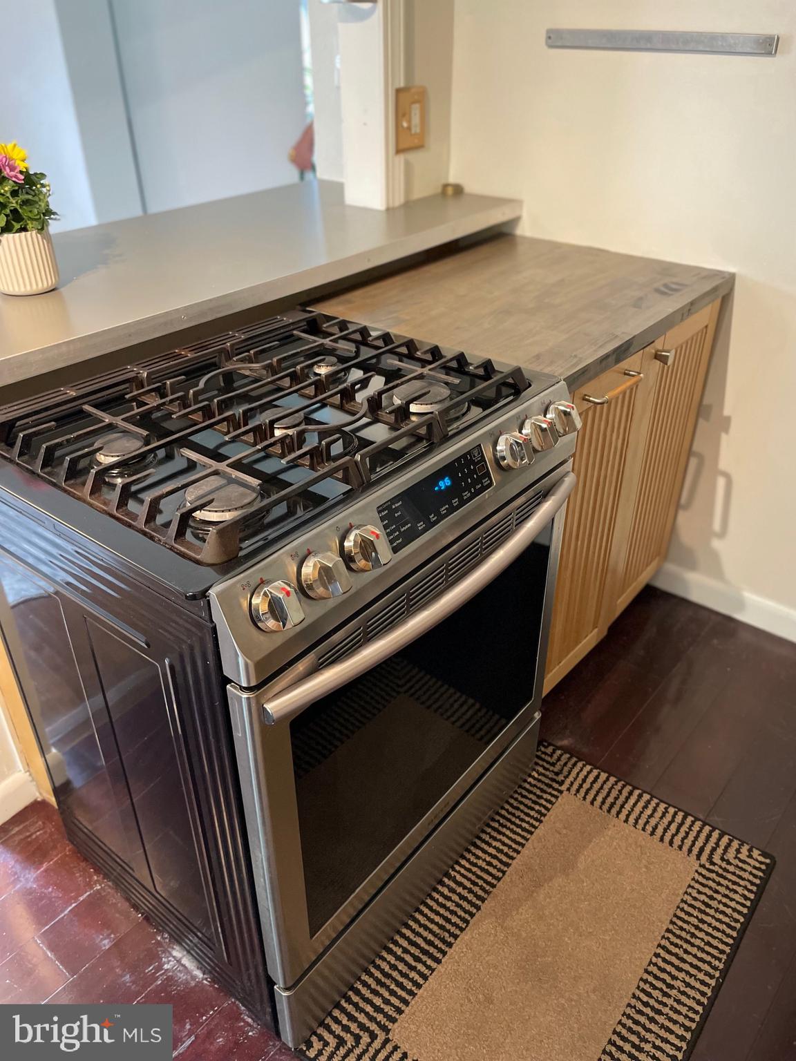 BEECHWOOD - Residential Lease