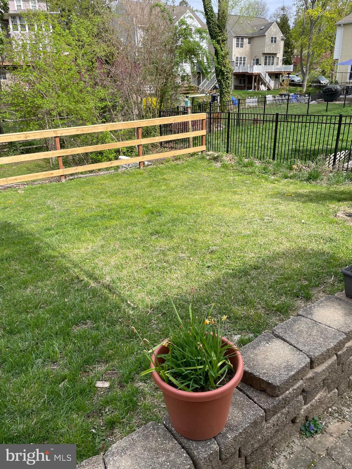 BEECHWOOD - Residential Lease