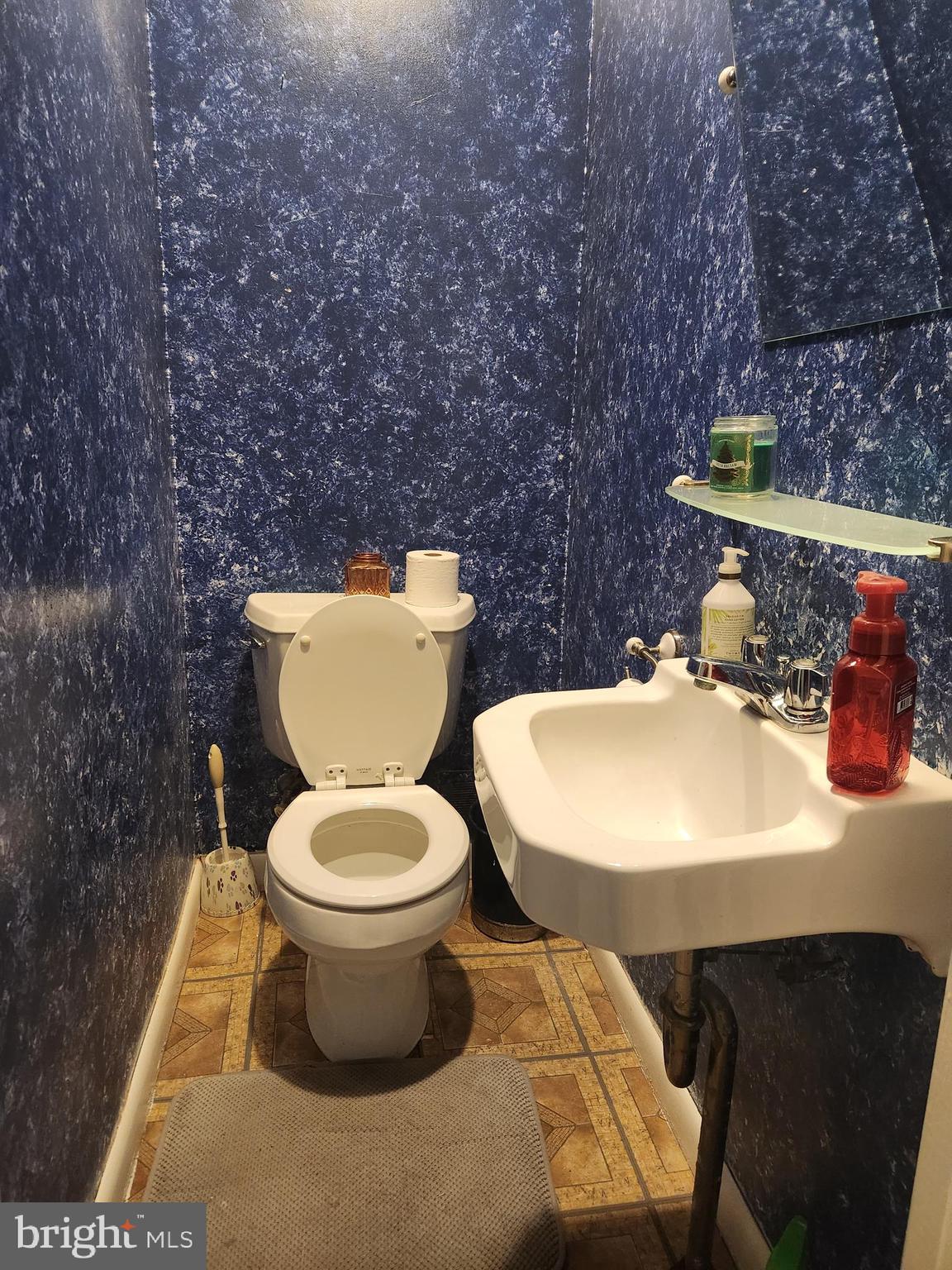 BEECHWOOD - Residential Lease