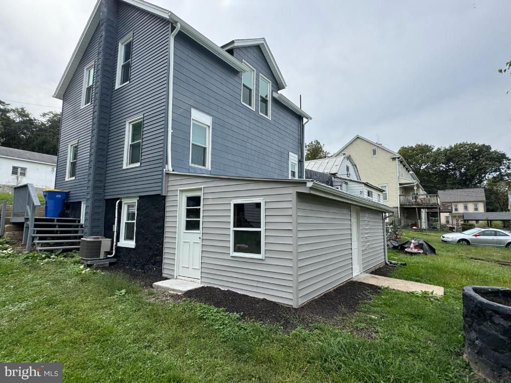 Photo of 565 River Drive, YORK HAVEN, PA 17370 (MLS # PAYK2091234)