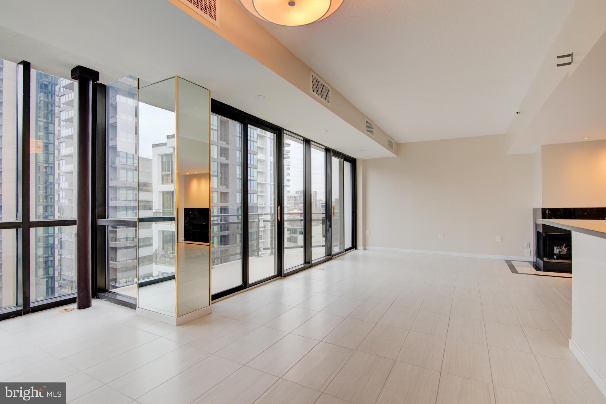 THE ATRIUM - Residential