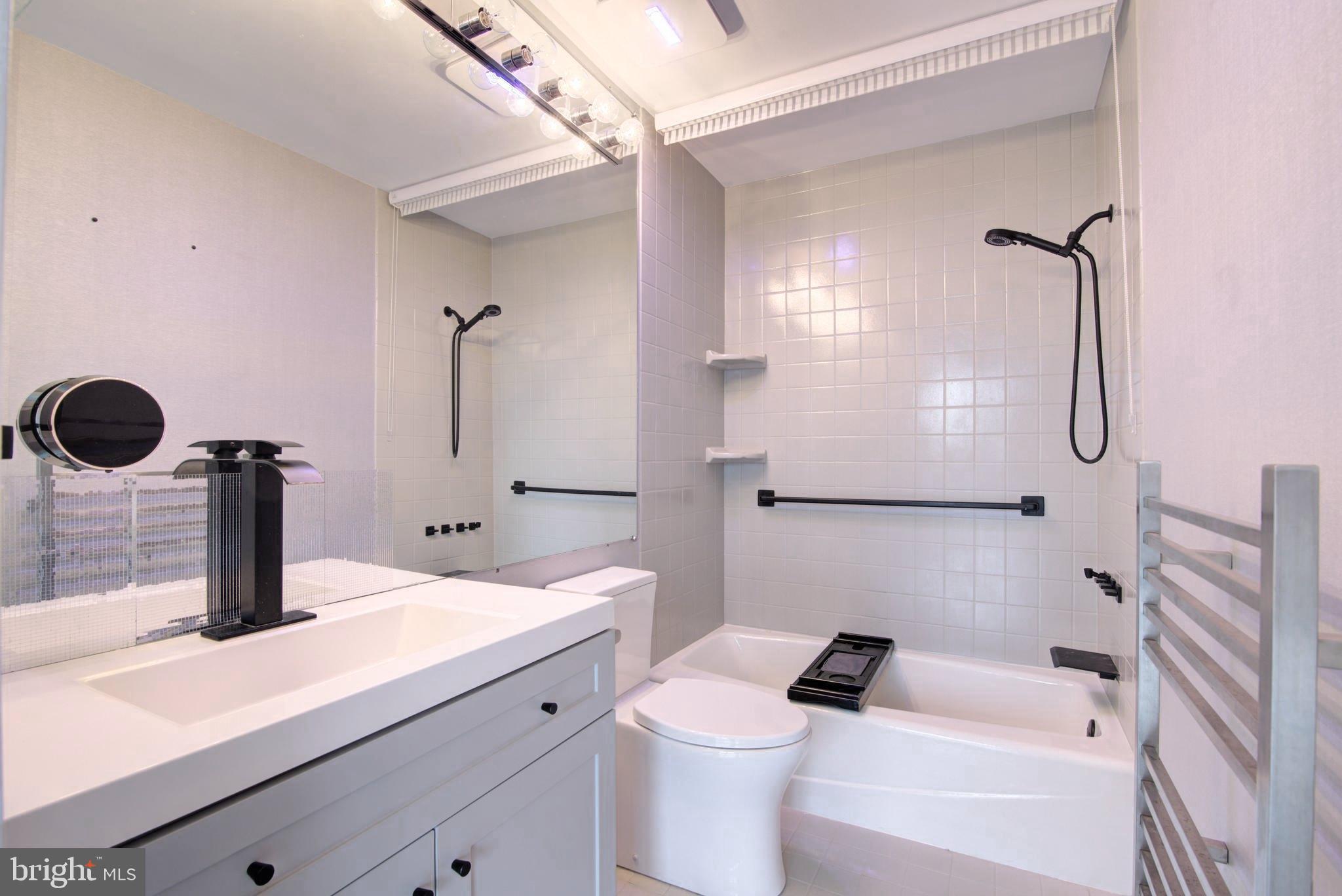 THE ATRIUM - Residential