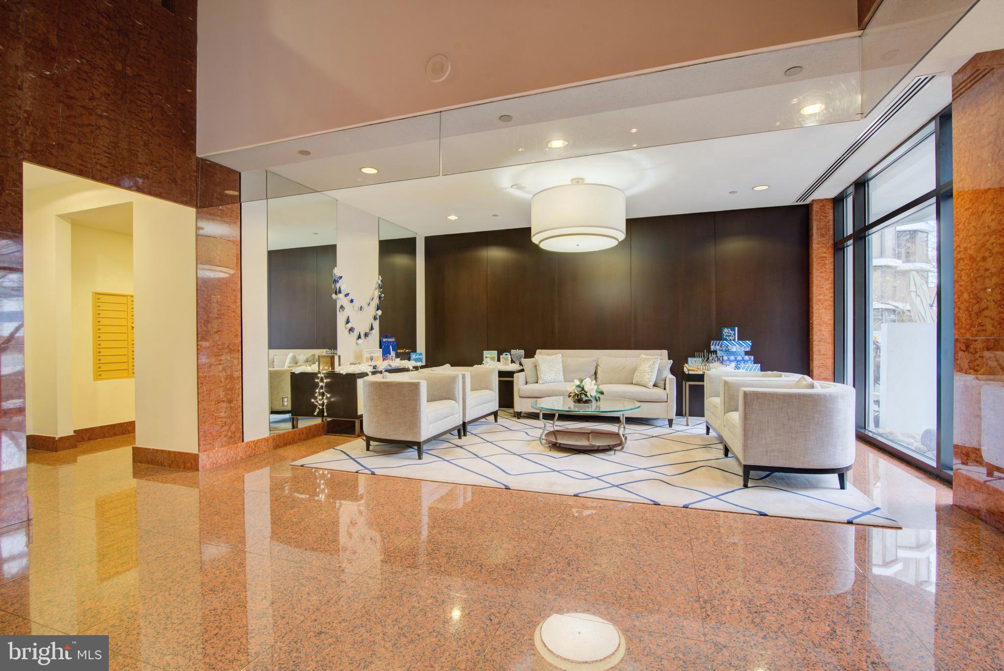 THE ATRIUM - Residential