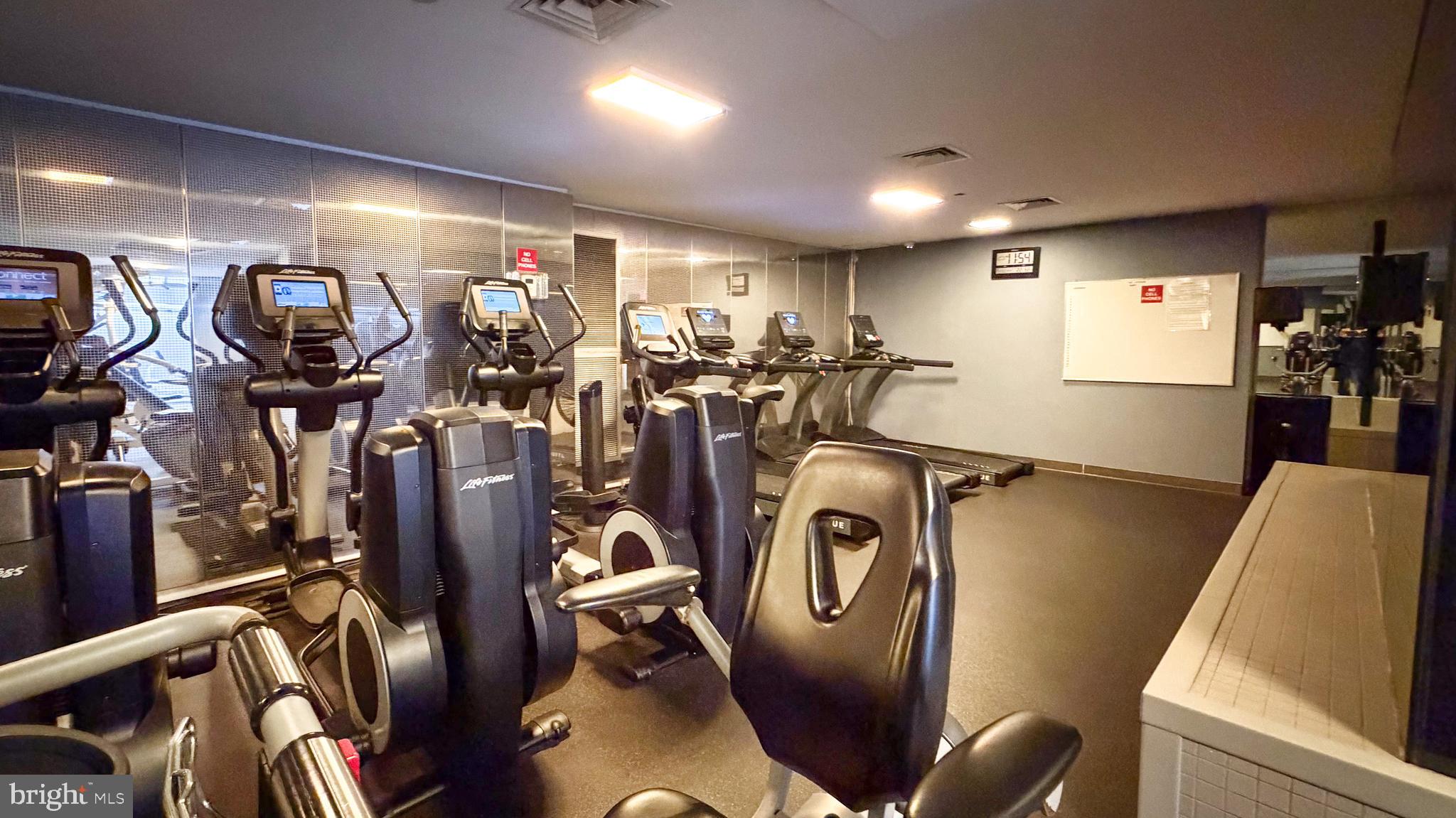 THE ATRIUM - Residential