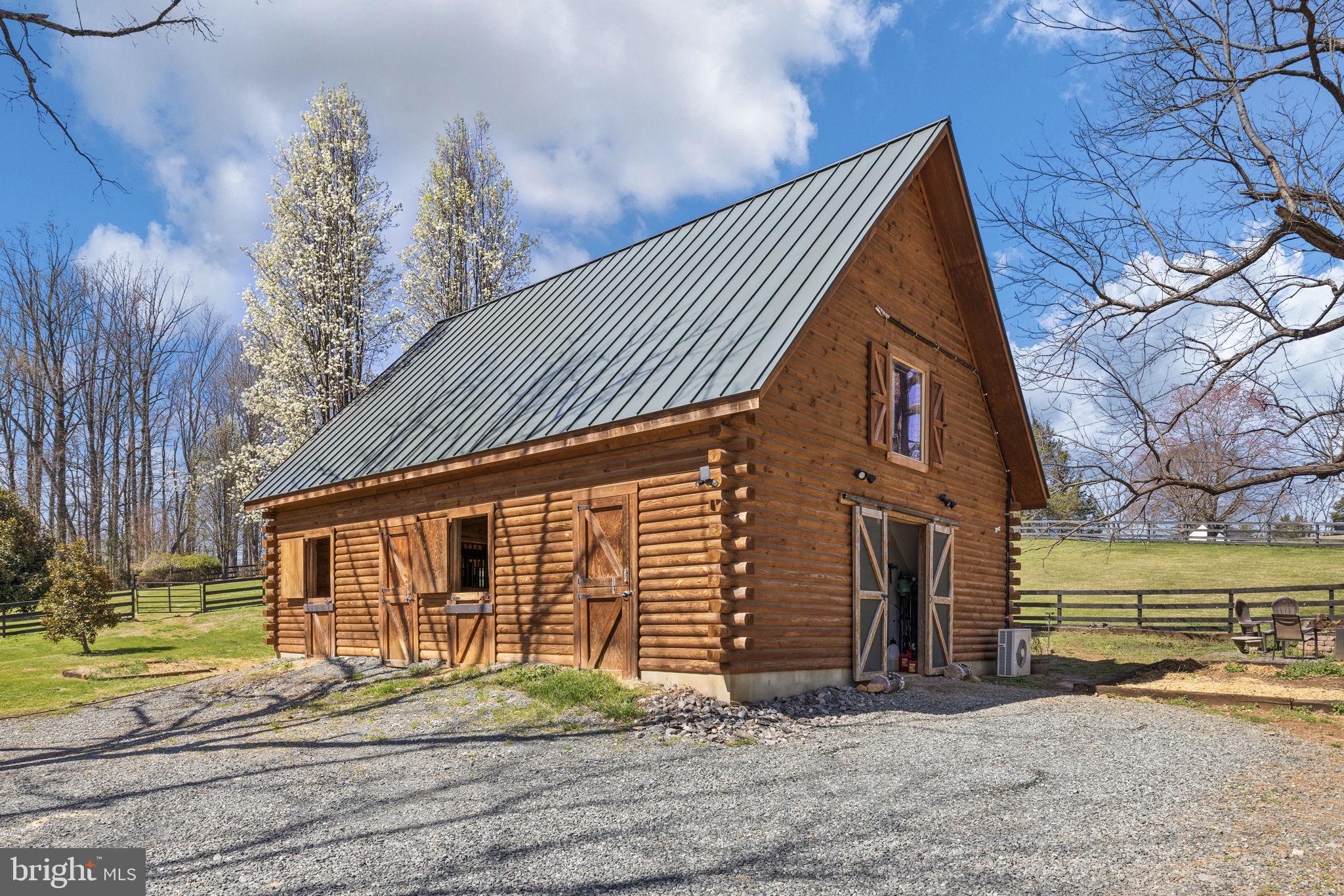 MAJESTIC RIDGE ESTATES - Residential