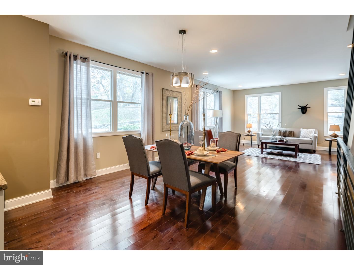 ROXBOROUGH - Residential