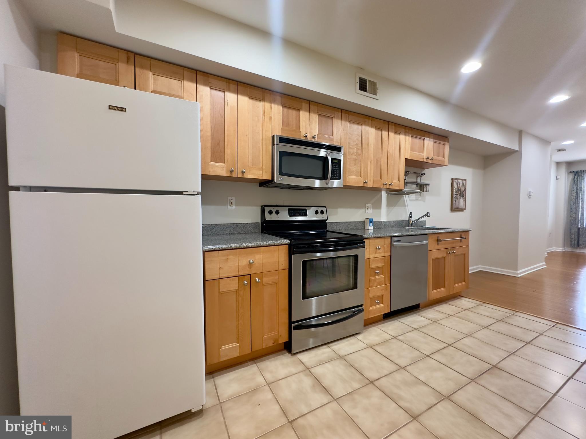 UPPER FELLS POINT - Residential Lease