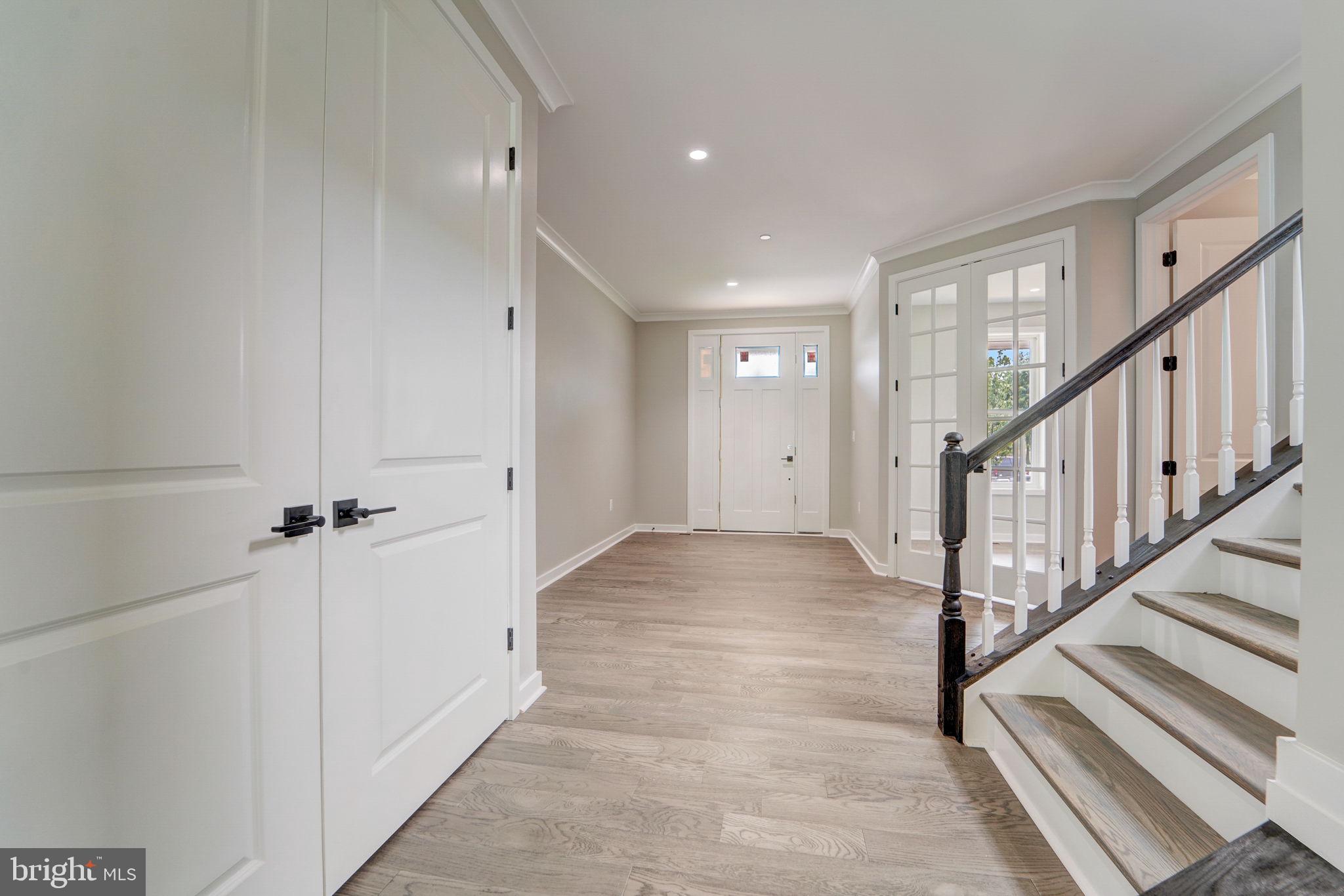 DUMBARTON MEADOWS - Residential