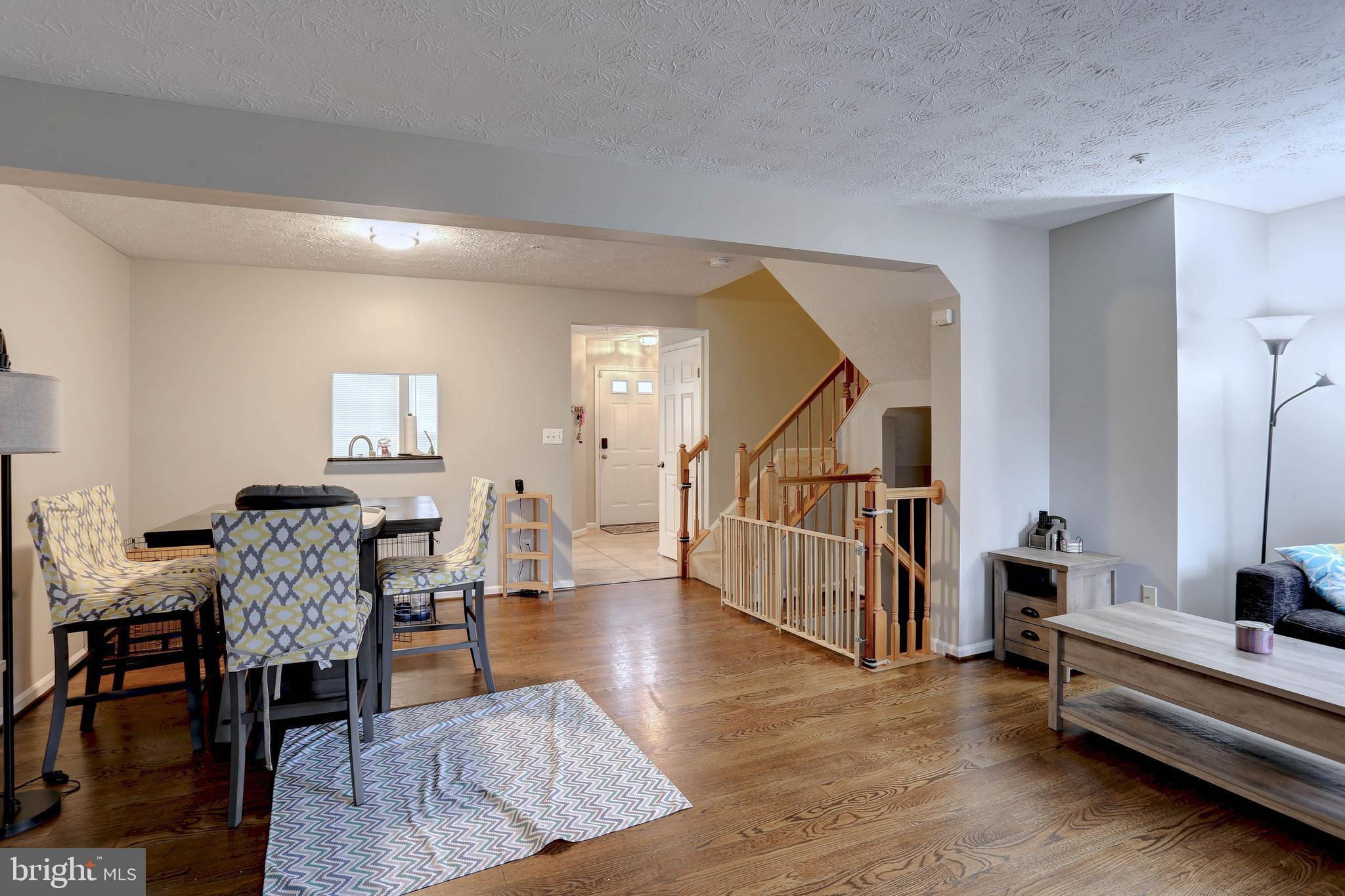 FOX CHASE - Residential