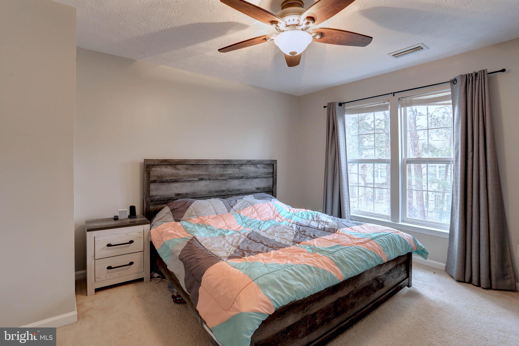 FOX CHASE - Residential