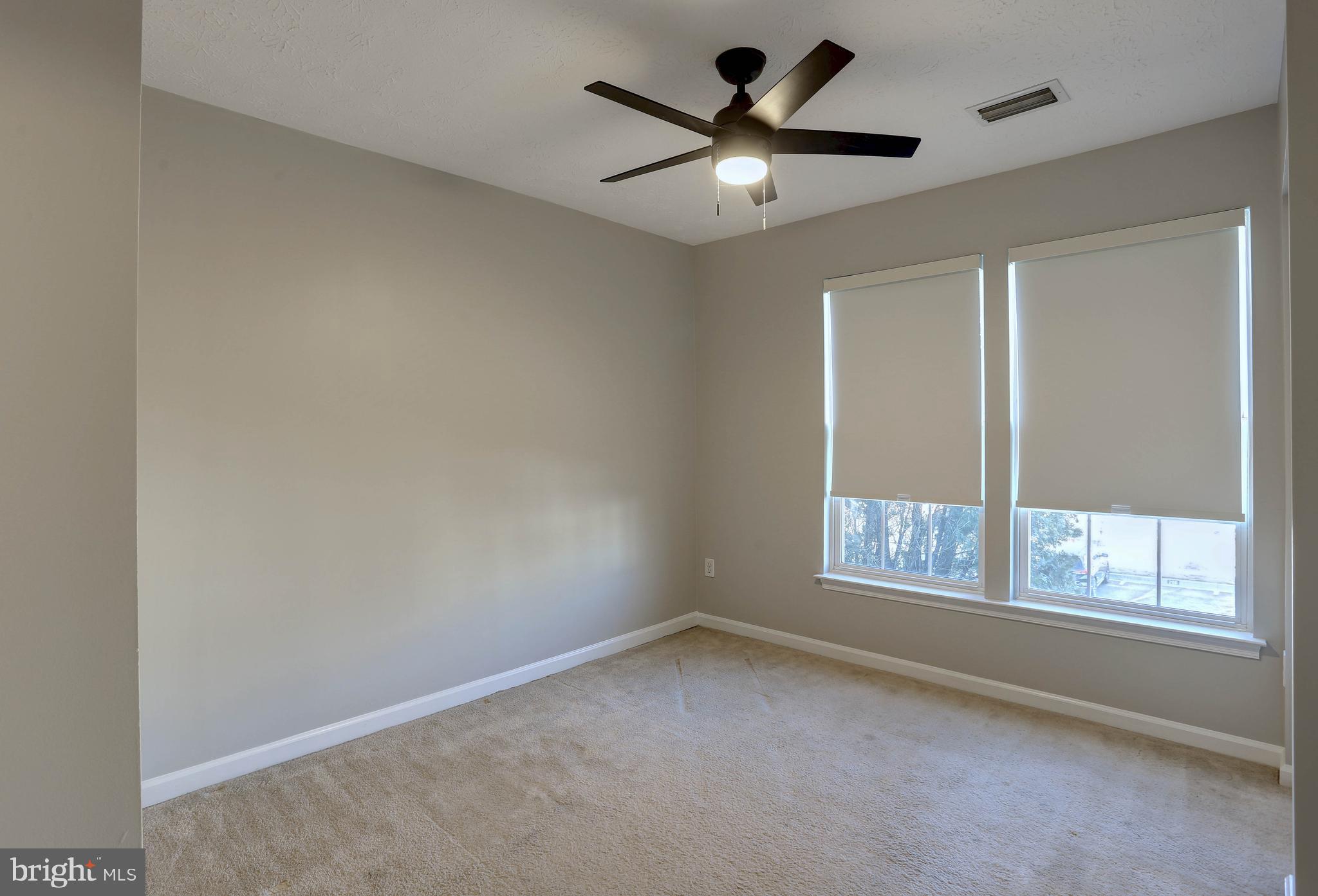 FOX CHASE - Residential