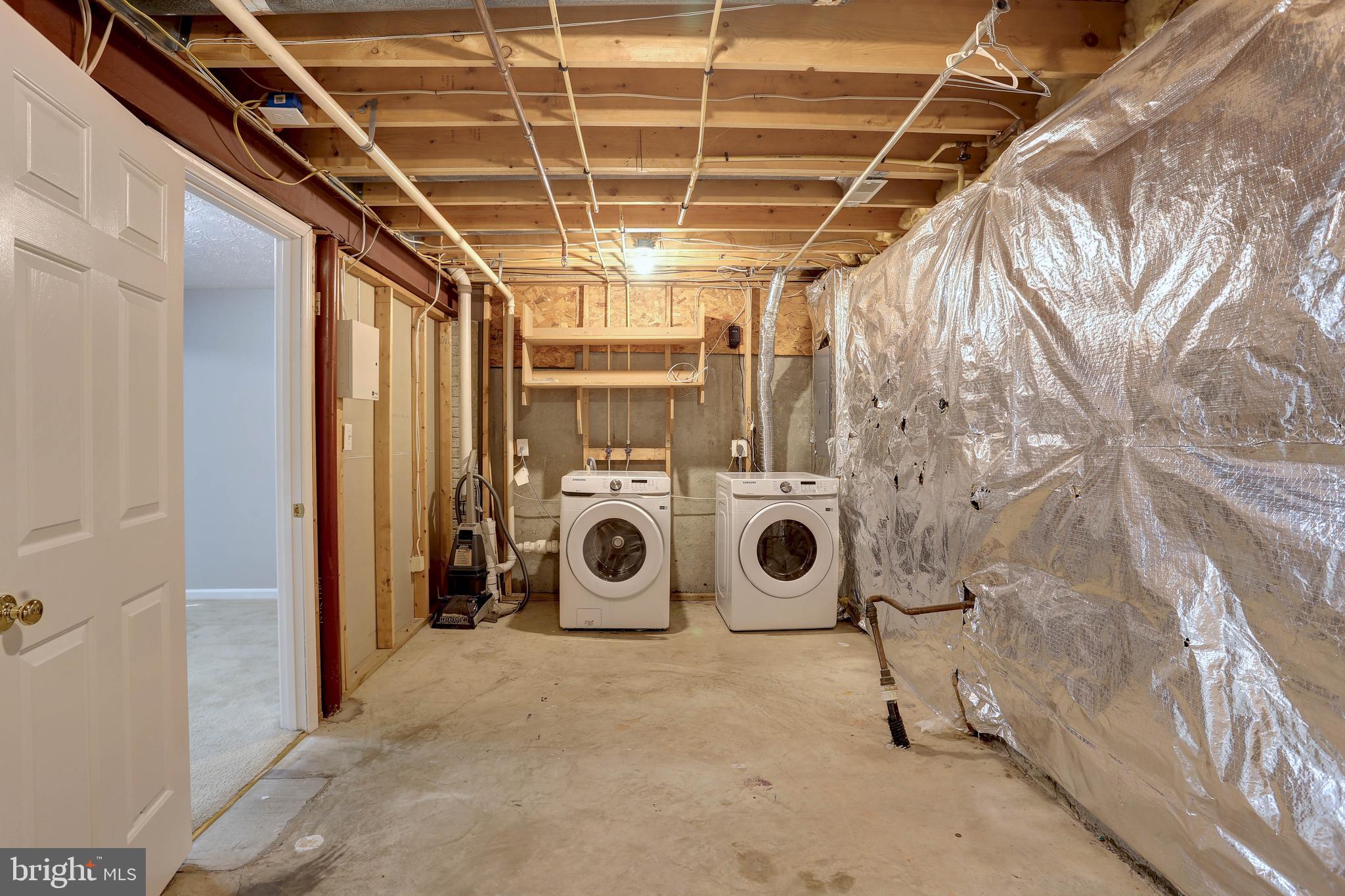 FOX CHASE - Residential