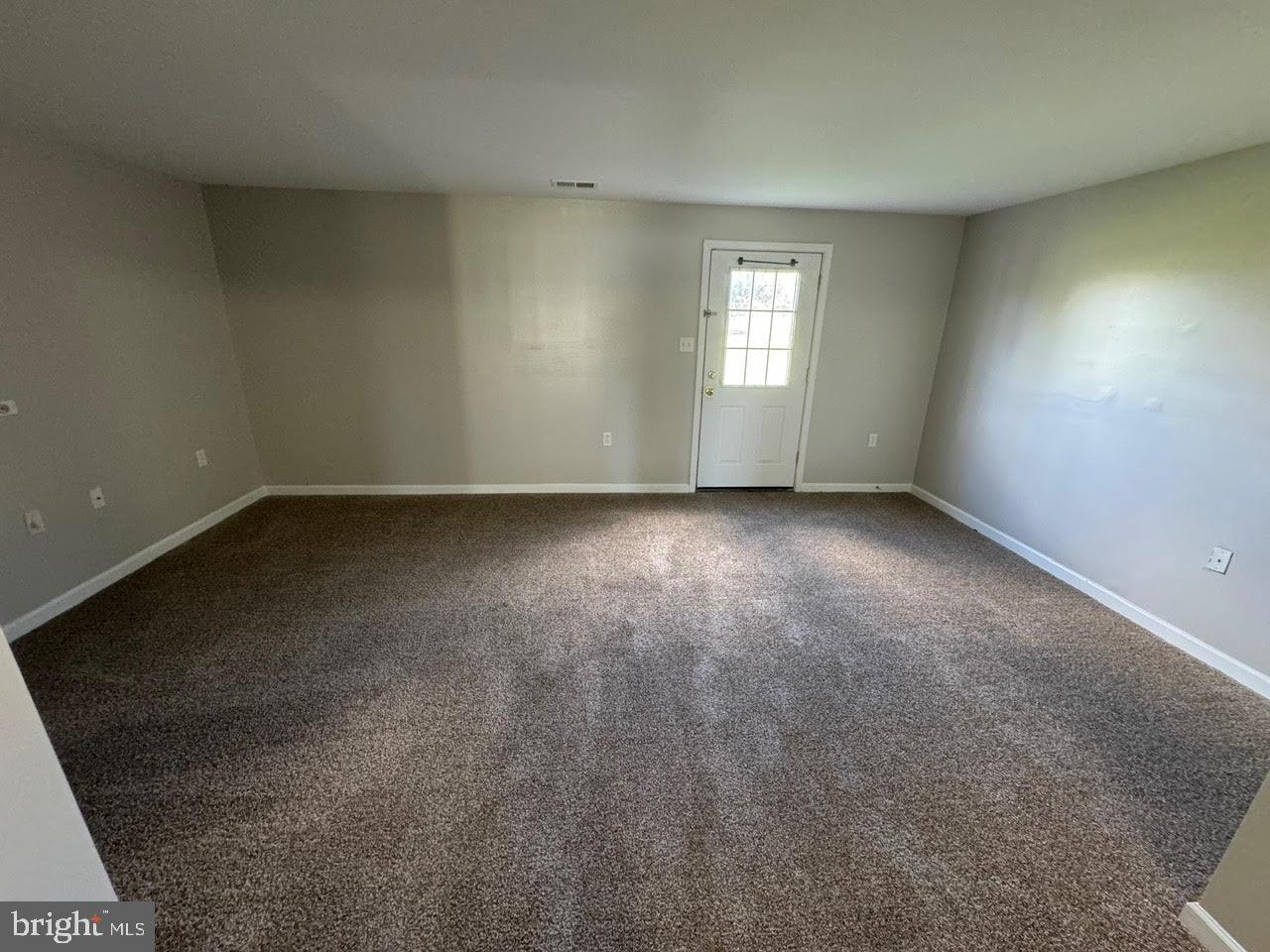 MANOR PARK - Residential Lease