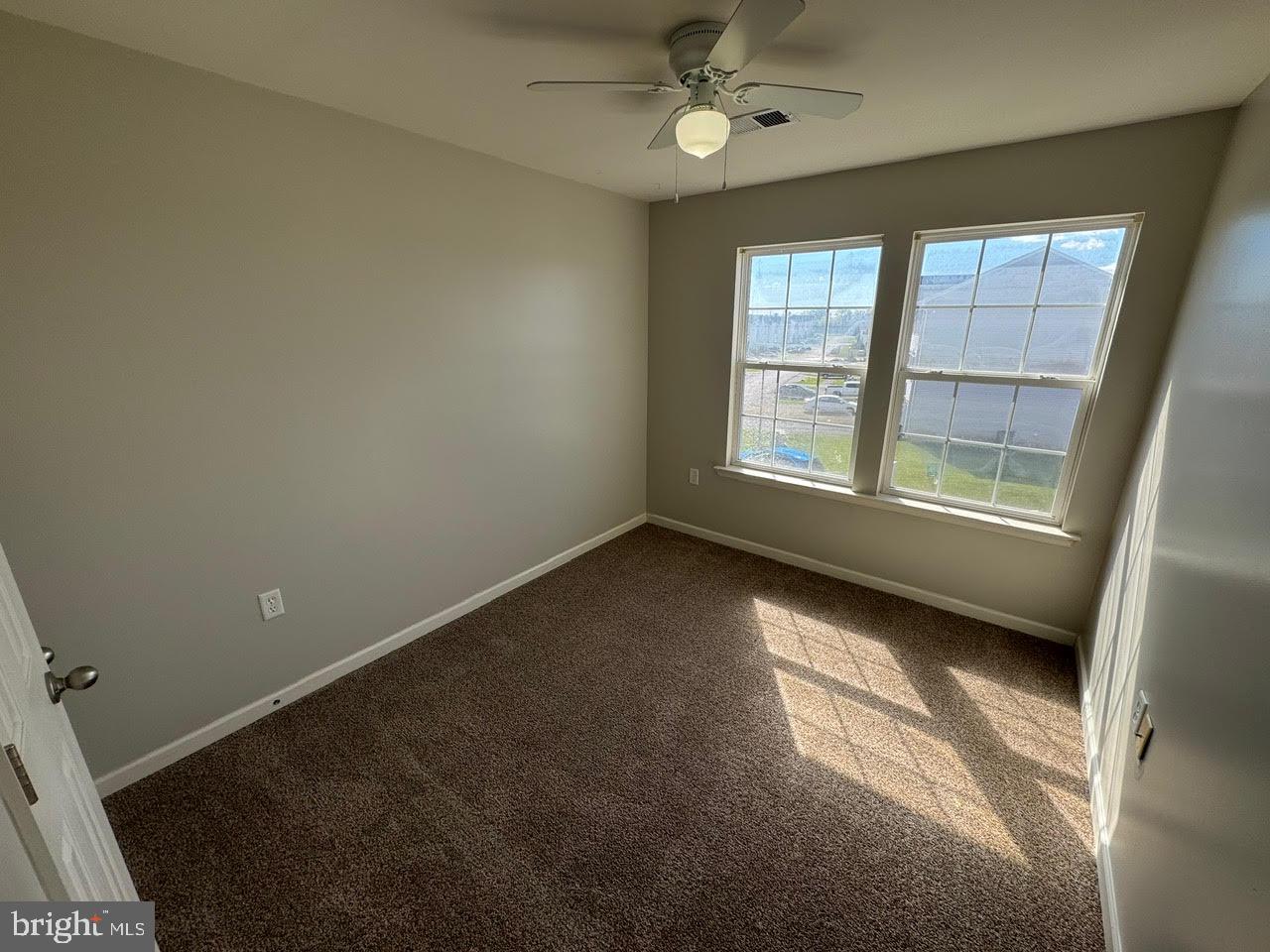 MANOR PARK - Residential Lease