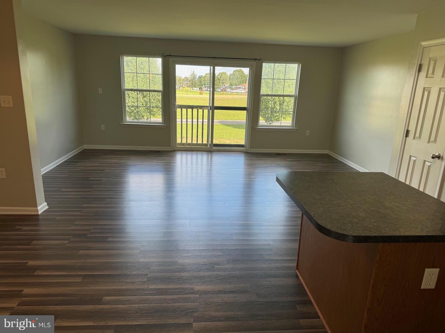 MANOR PARK - Residential Lease