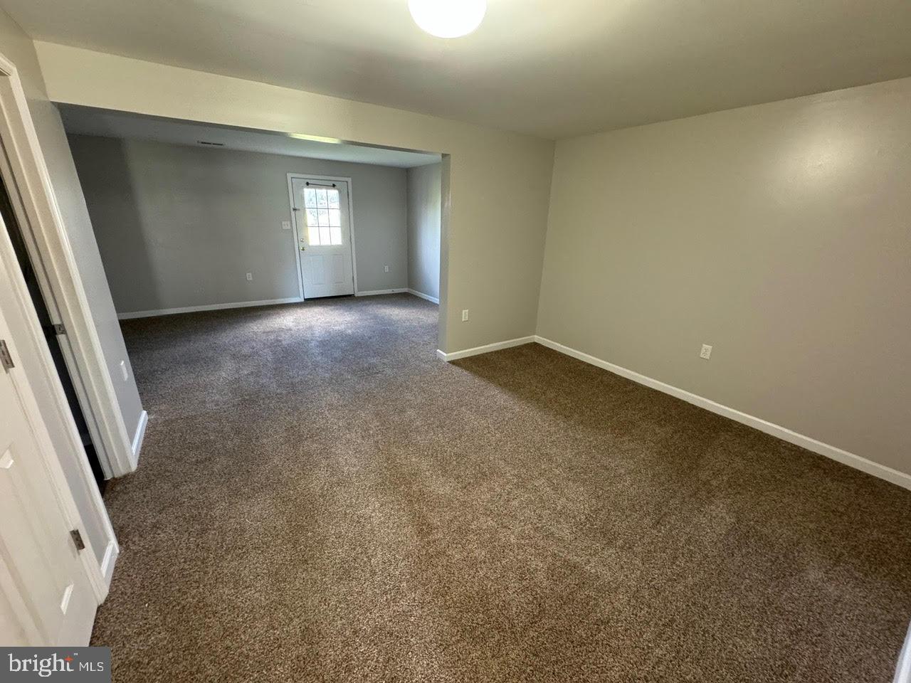 MANOR PARK - Residential Lease