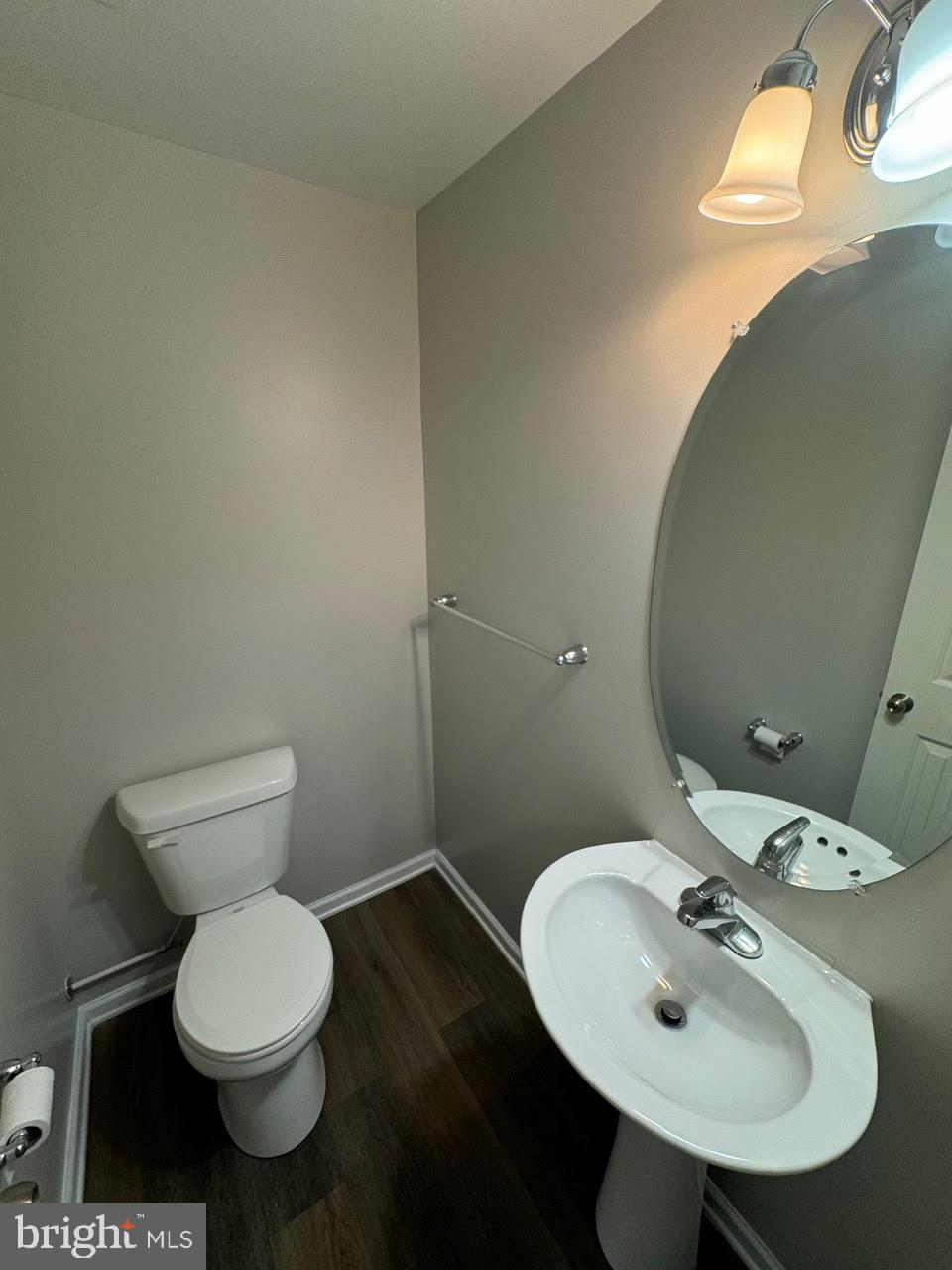 MANOR PARK - Residential Lease