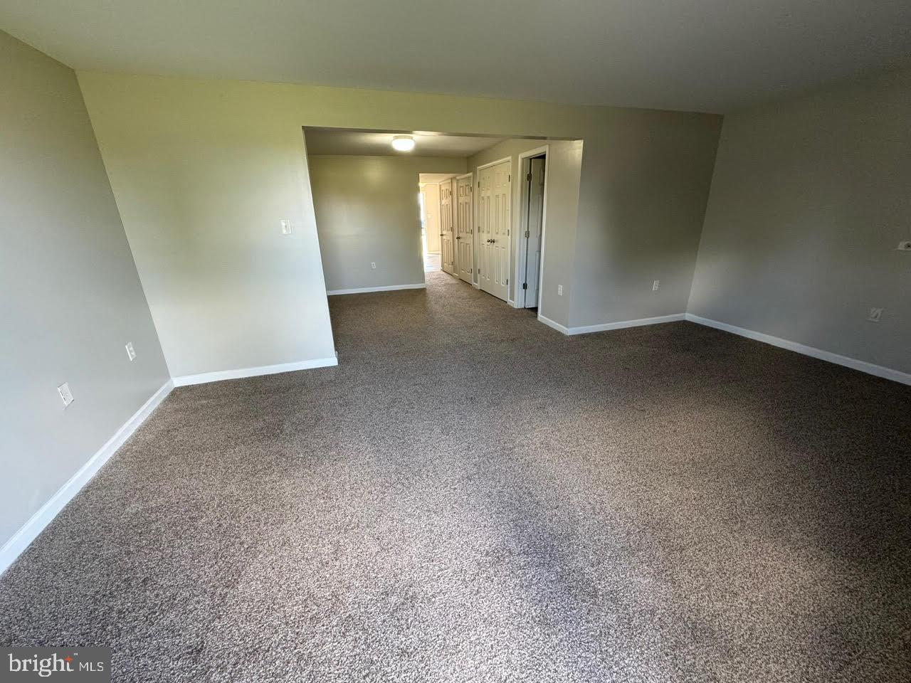 MANOR PARK - Residential Lease