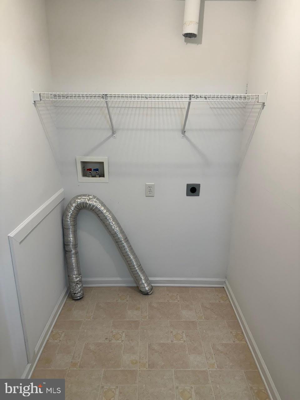 MANOR PARK - Residential Lease