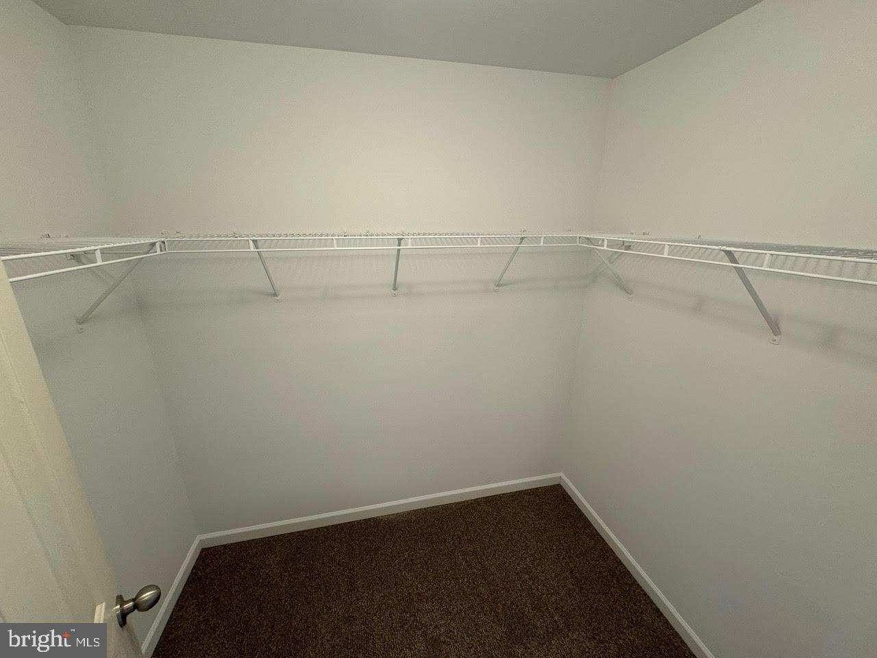 MANOR PARK - Residential Lease