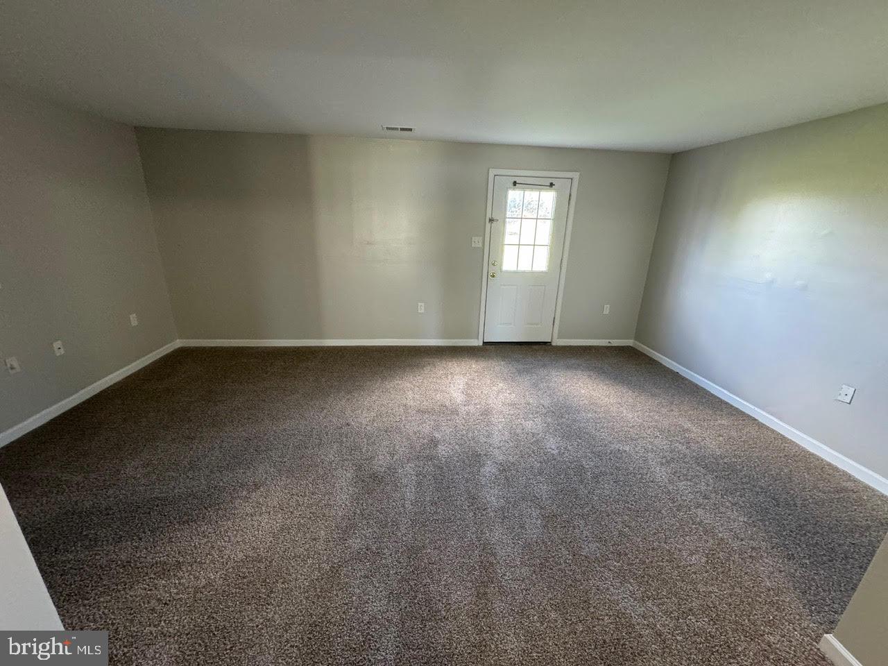 MANOR PARK - Residential Lease