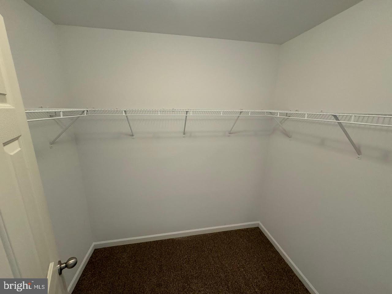 MANOR PARK - Residential Lease