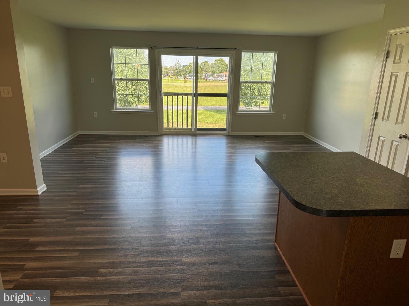 MANOR PARK - Residential Lease