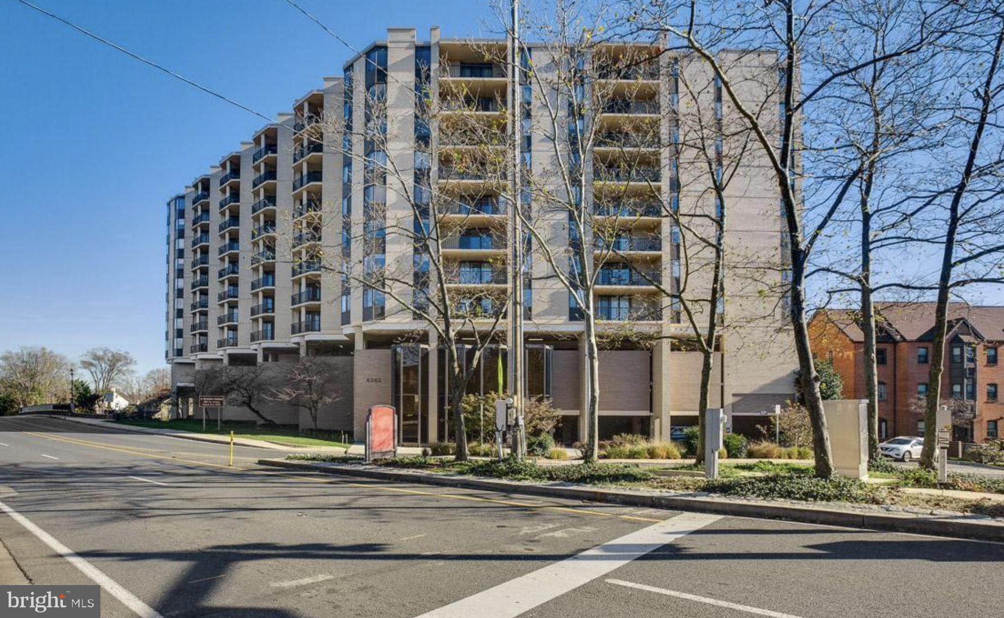 RIVIERA OF CHEVY CHASE - Residential Lease