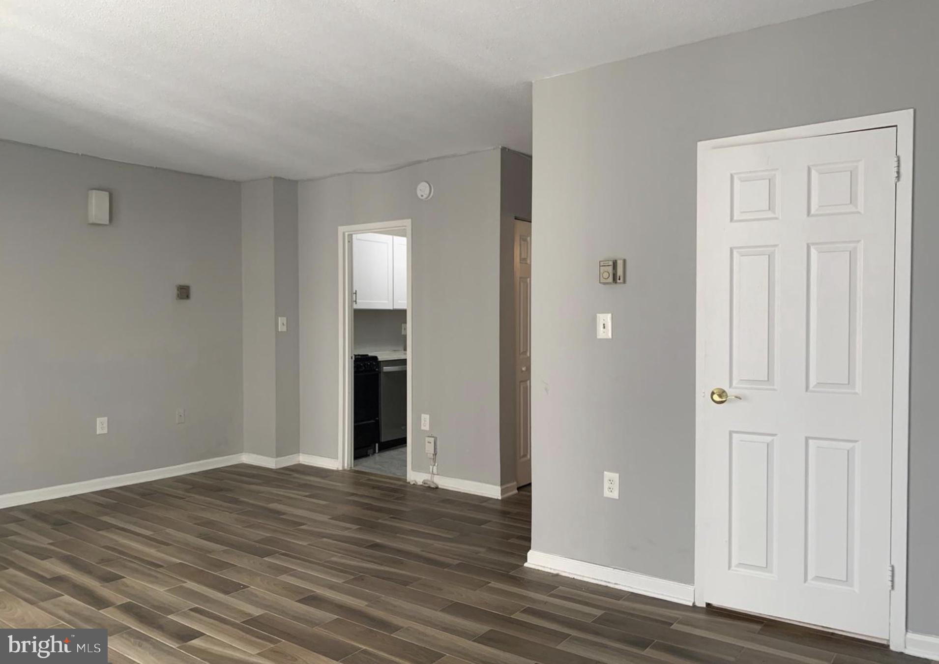 RIVIERA OF CHEVY CHASE - Residential Lease