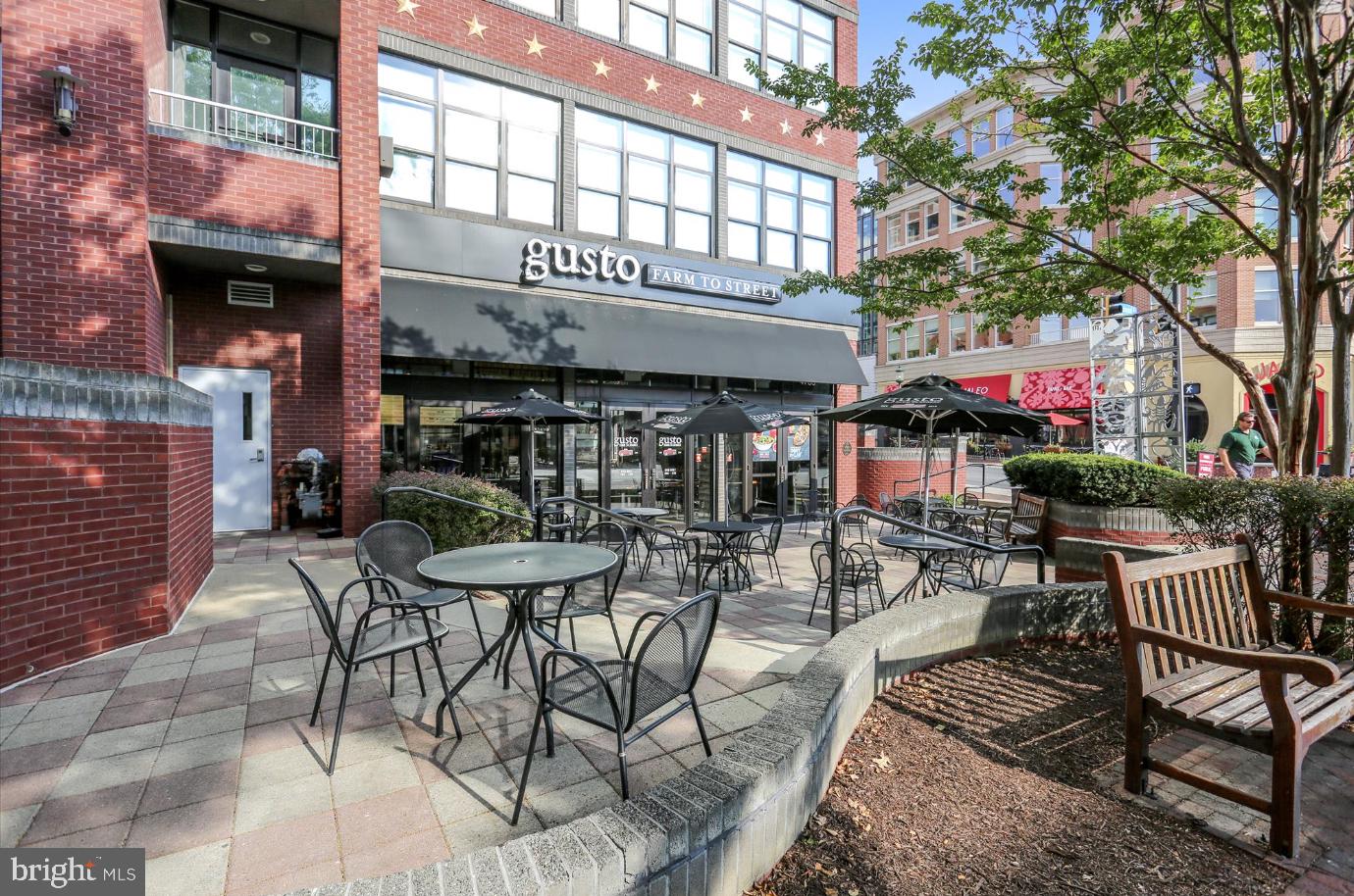 RIVIERA OF CHEVY CHASE - Residential Lease