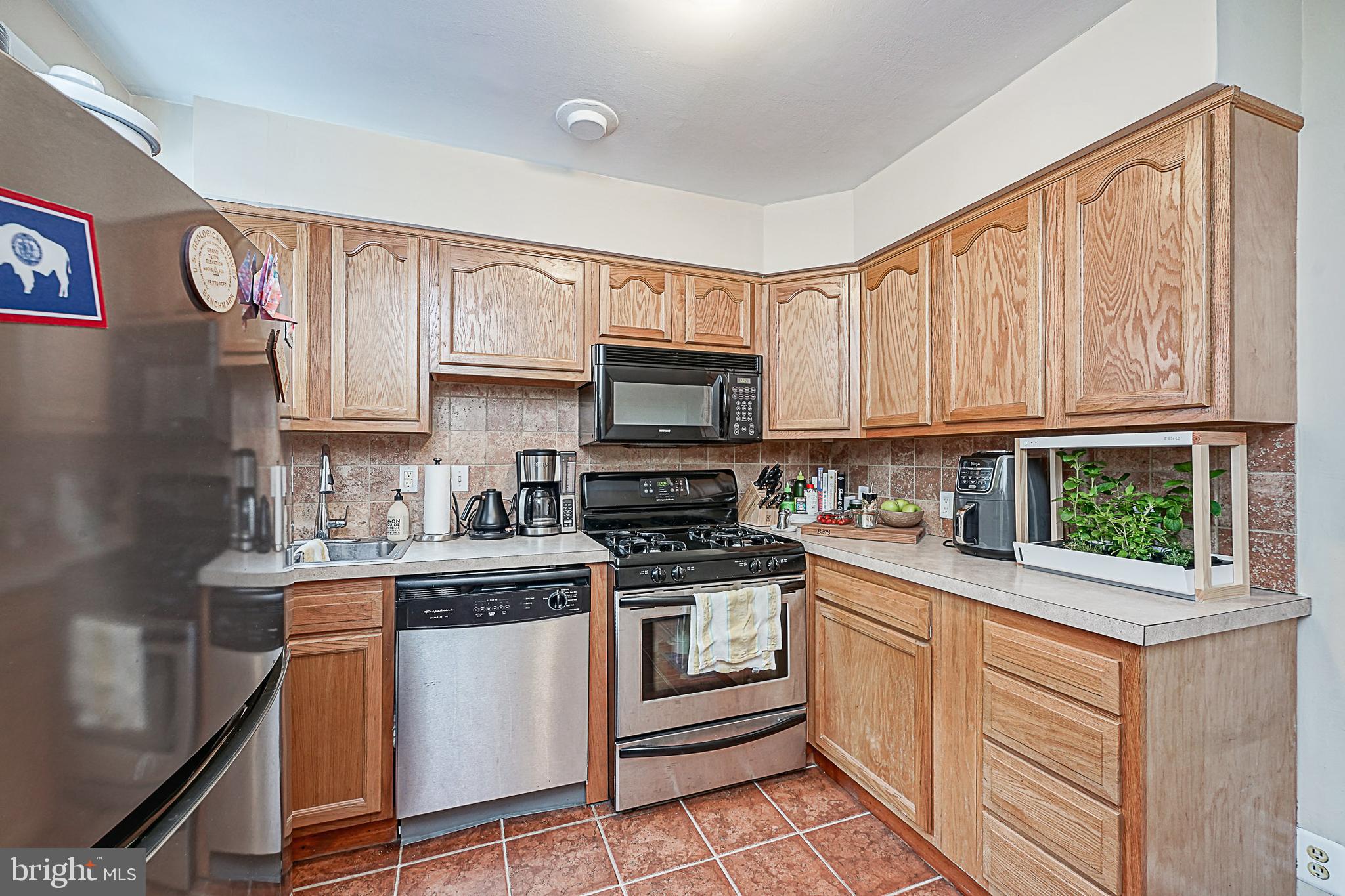 FITLER SQUARE - Residential Lease