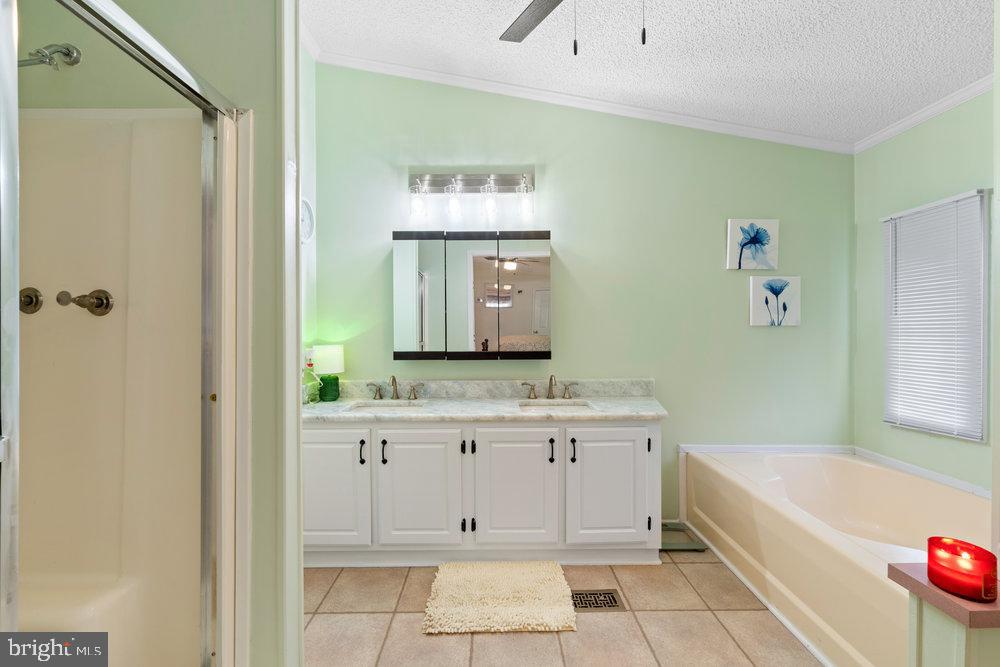 BUCKINGHAM SPRINGS - Residential