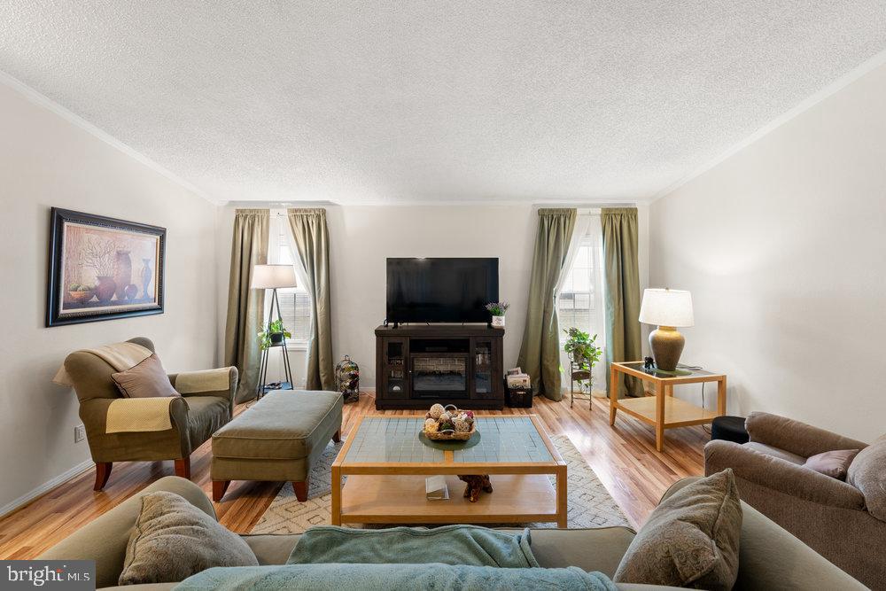 BUCKINGHAM SPRINGS - Residential