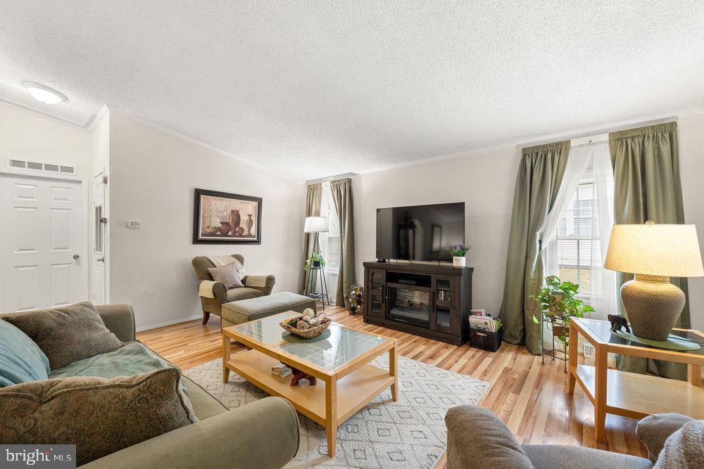 BUCKINGHAM SPRINGS - Residential