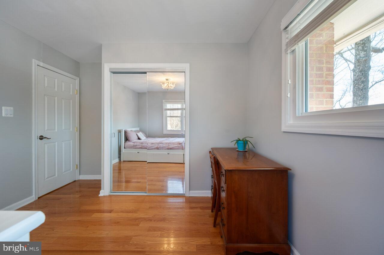 STONEWALL MANOR - Residential