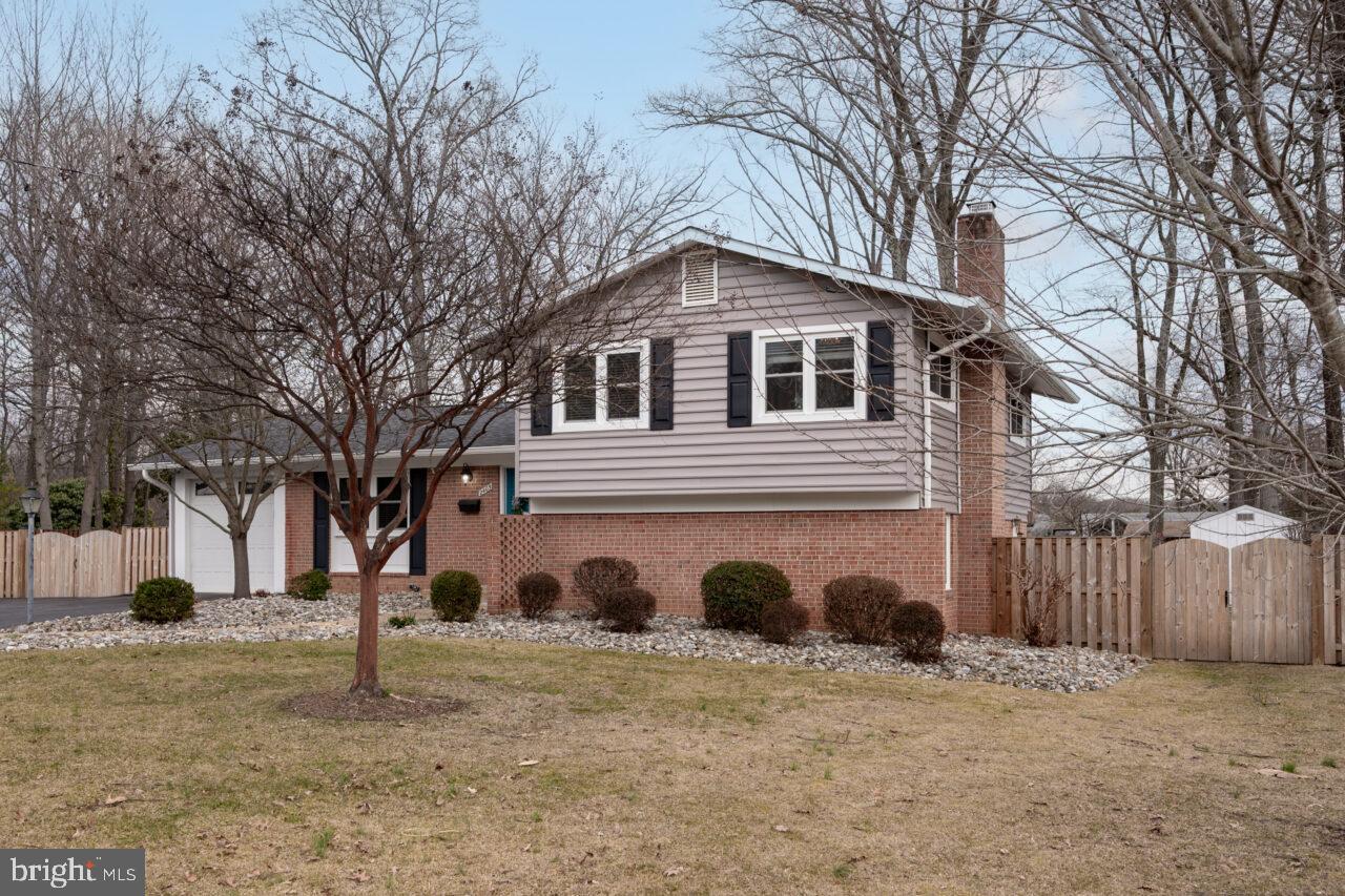 STONEWALL MANOR - Residential