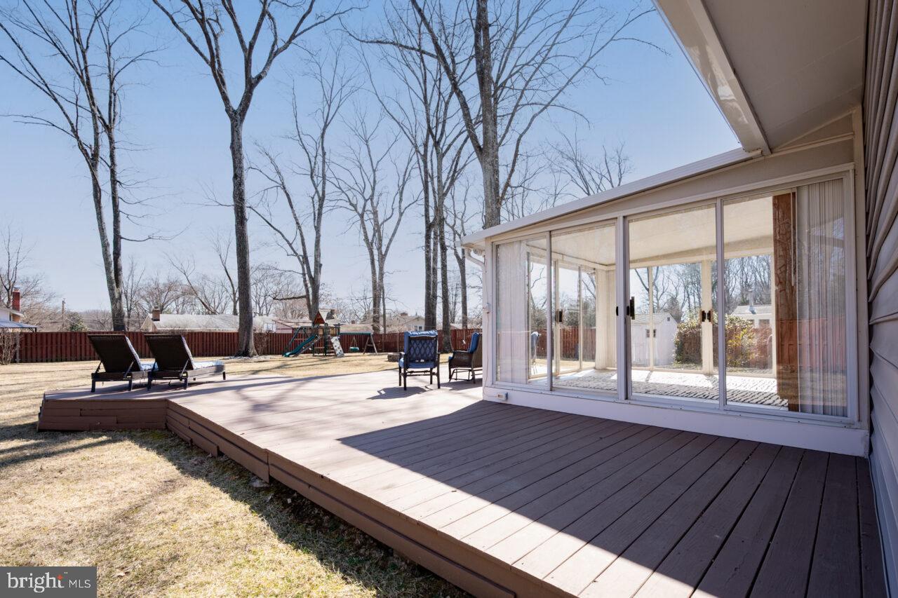 STONEWALL MANOR - Residential