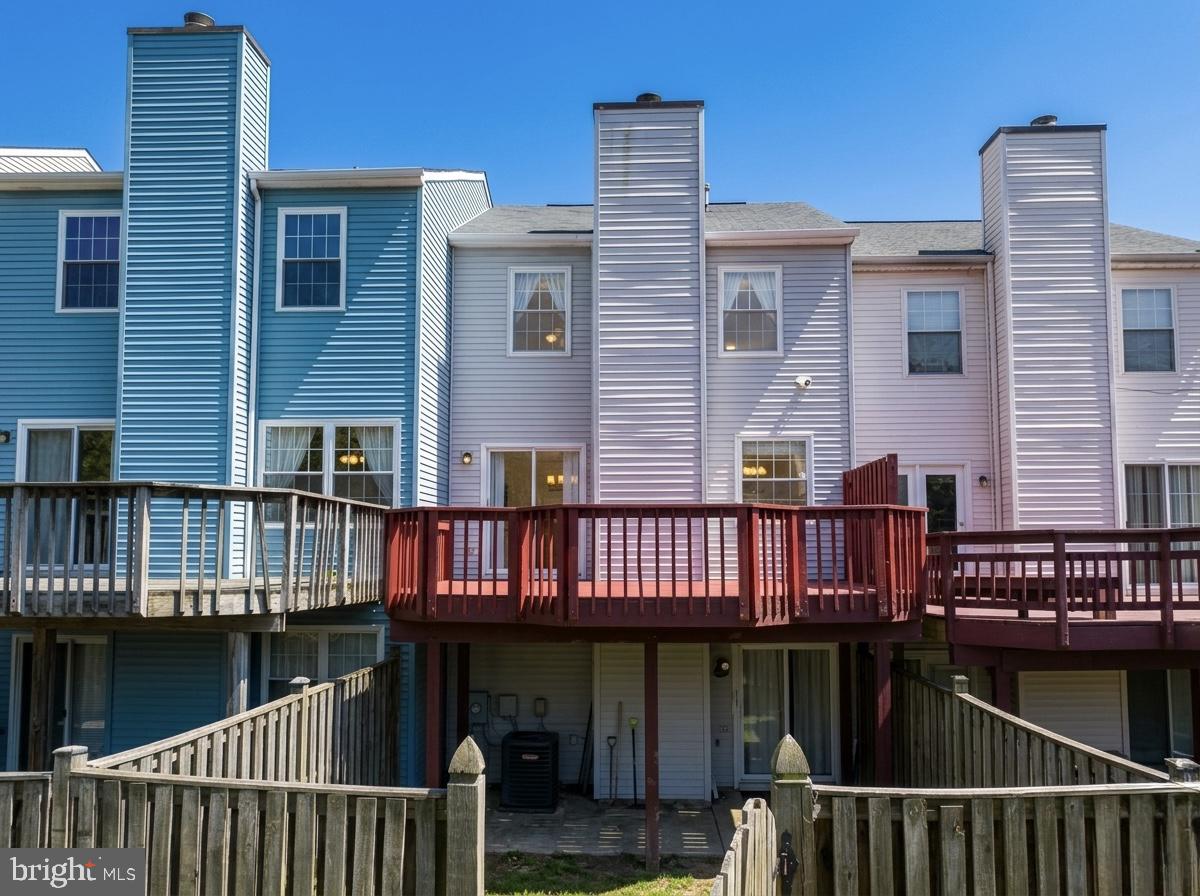 7410 FRANKFORT PLACE