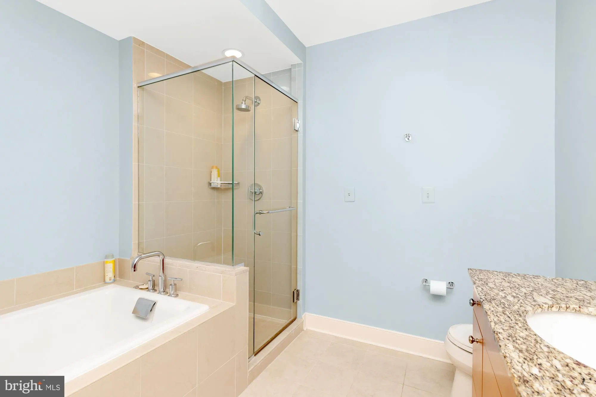 Baltimore, Maryland 21202, United States, 2 Bedrooms Bedrooms, ,2 BathroomsBathrooms,Residential,Active,183621