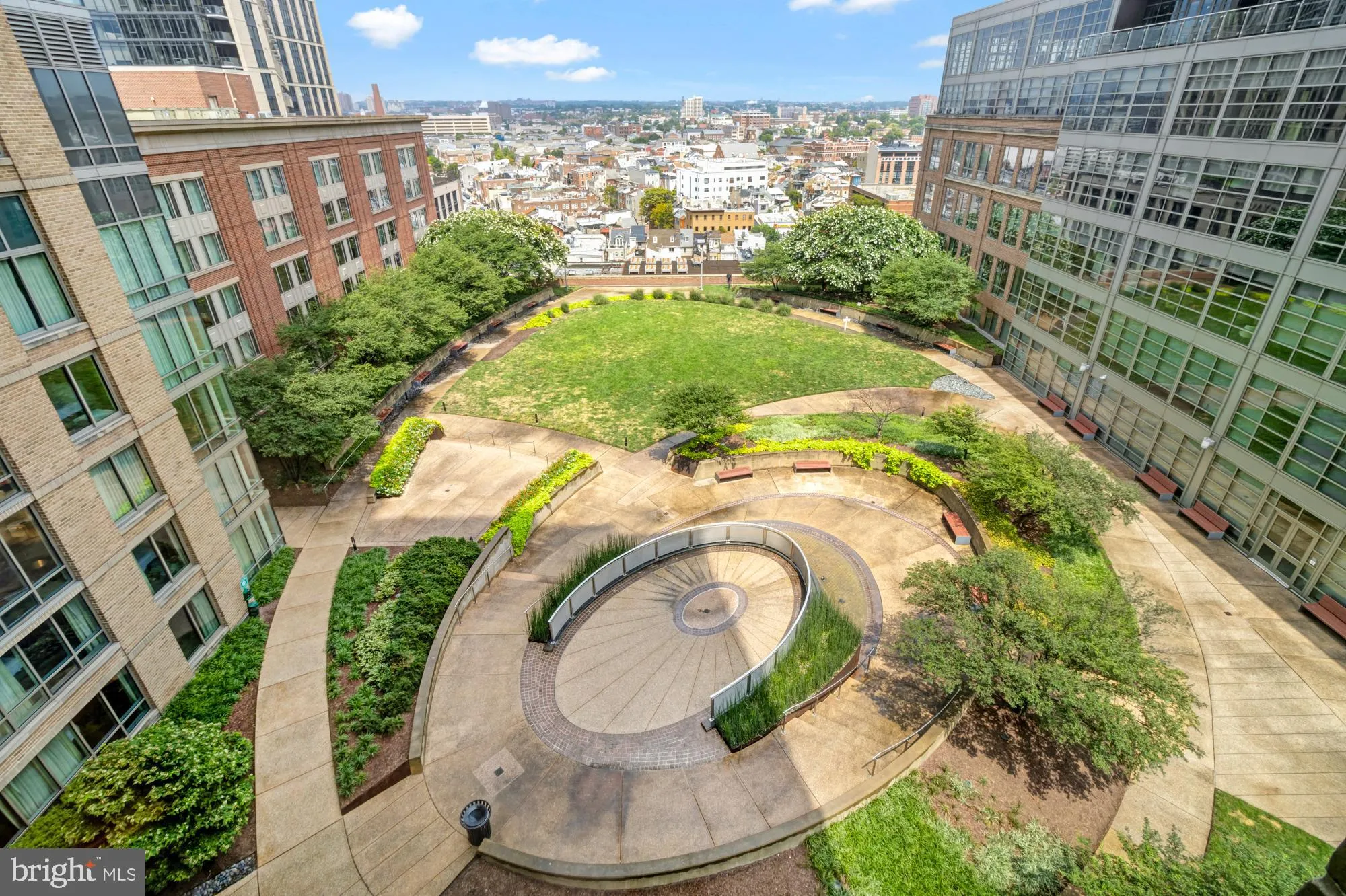 Baltimore, Maryland 21202, United States, 2 Bedrooms Bedrooms, ,2 BathroomsBathrooms,Residential,Active,183621