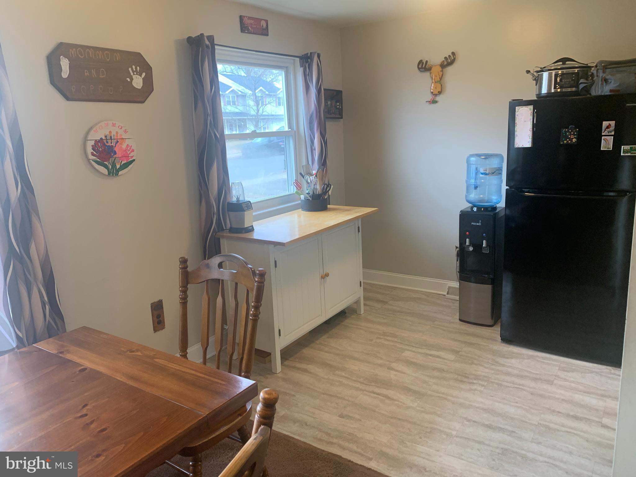 LORANE ORCHARD - Residential