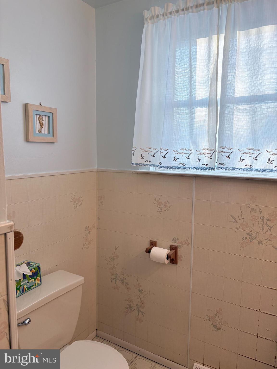 LORANE ORCHARD - Residential