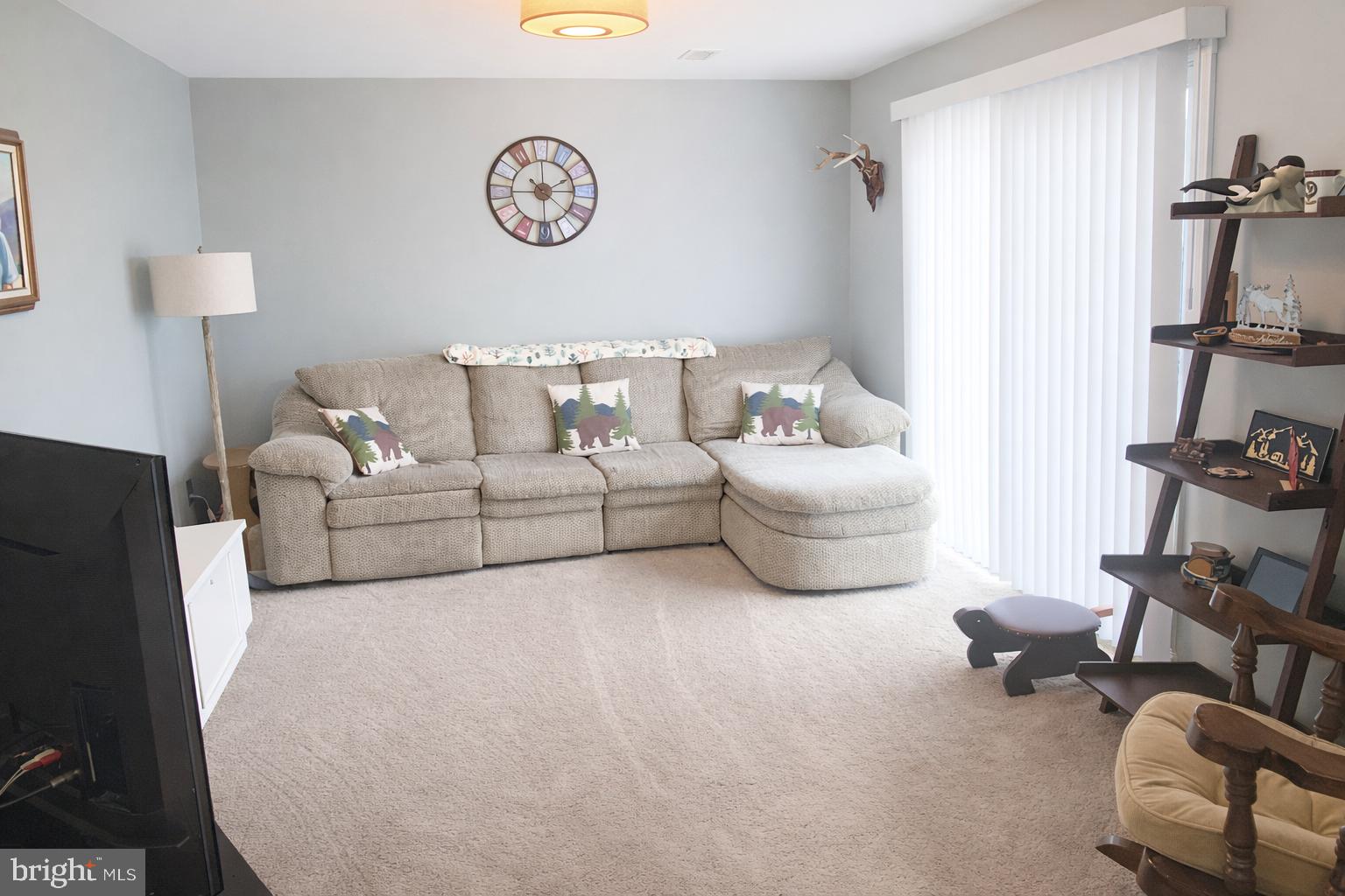 LORANE ORCHARD - Residential