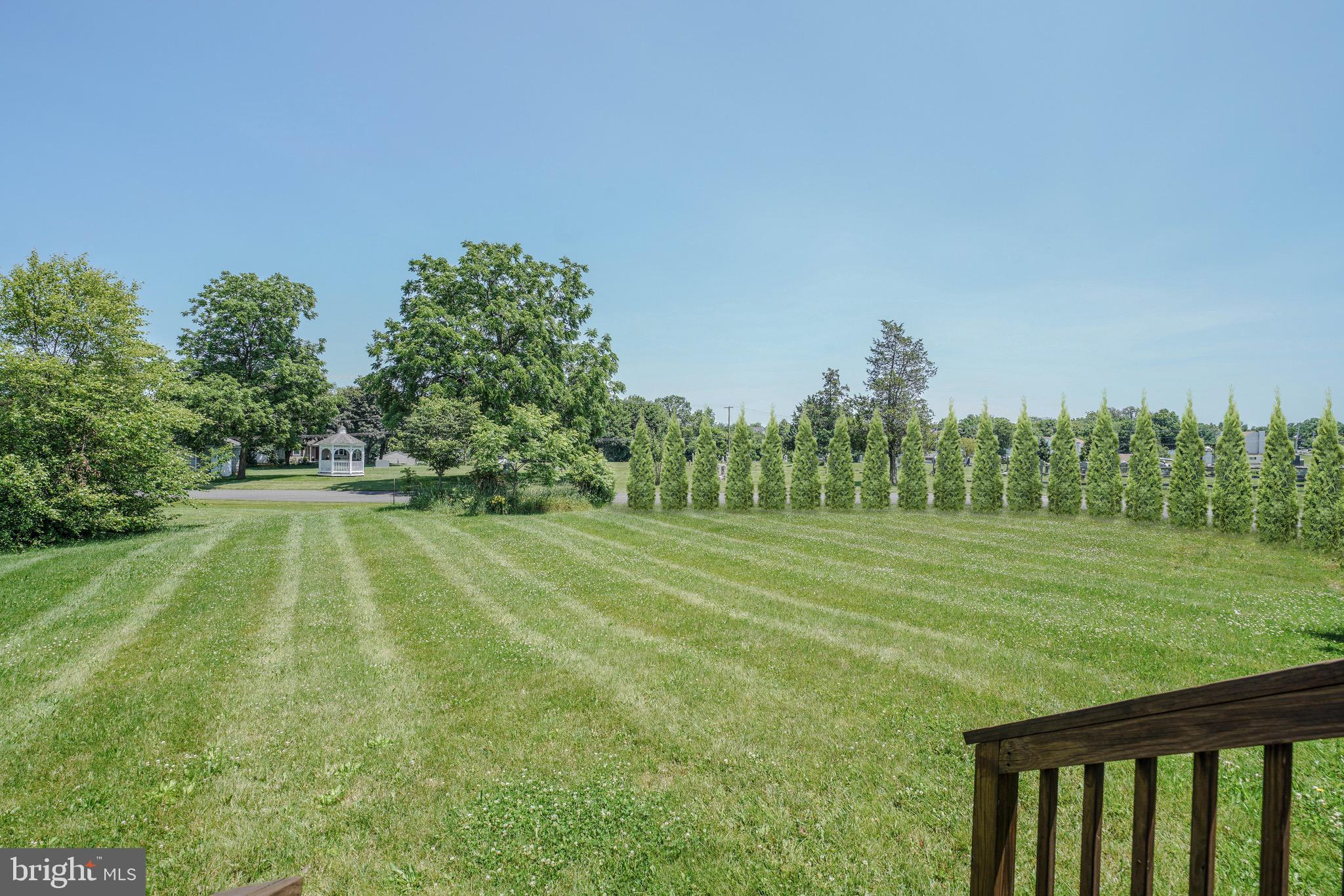 FAIRBROOK - Residential