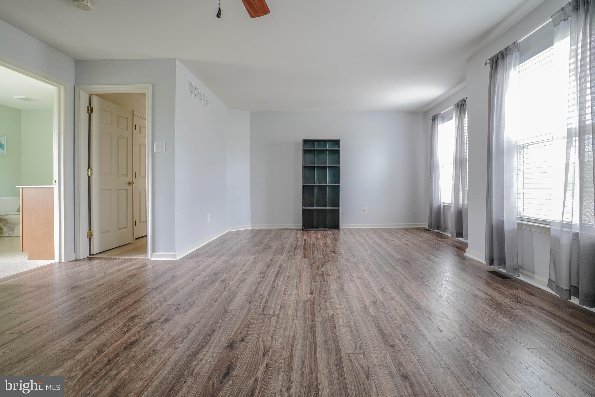 FAIRBROOK - Residential