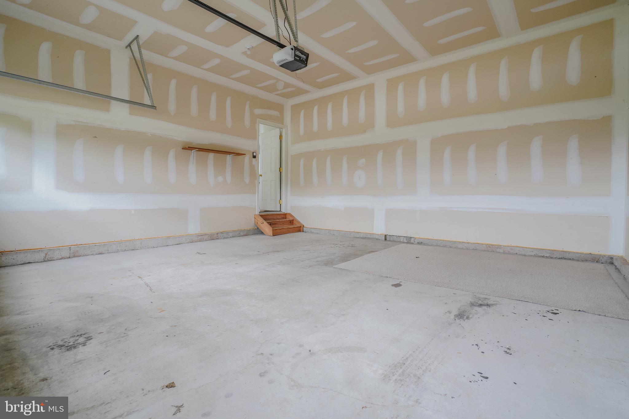 FAIRBROOK - Residential