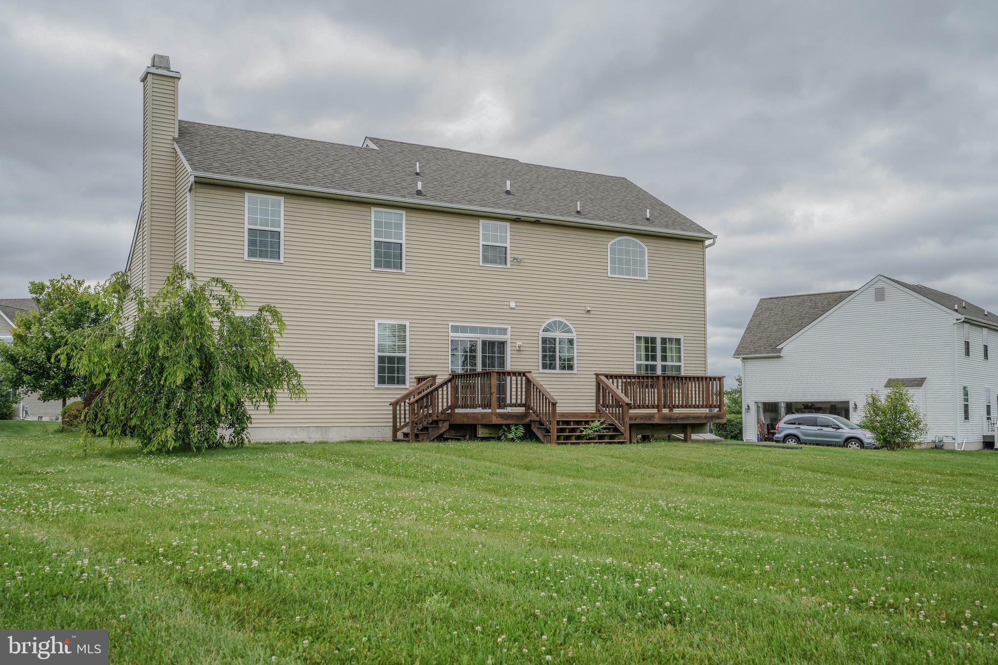 FAIRBROOK - Residential