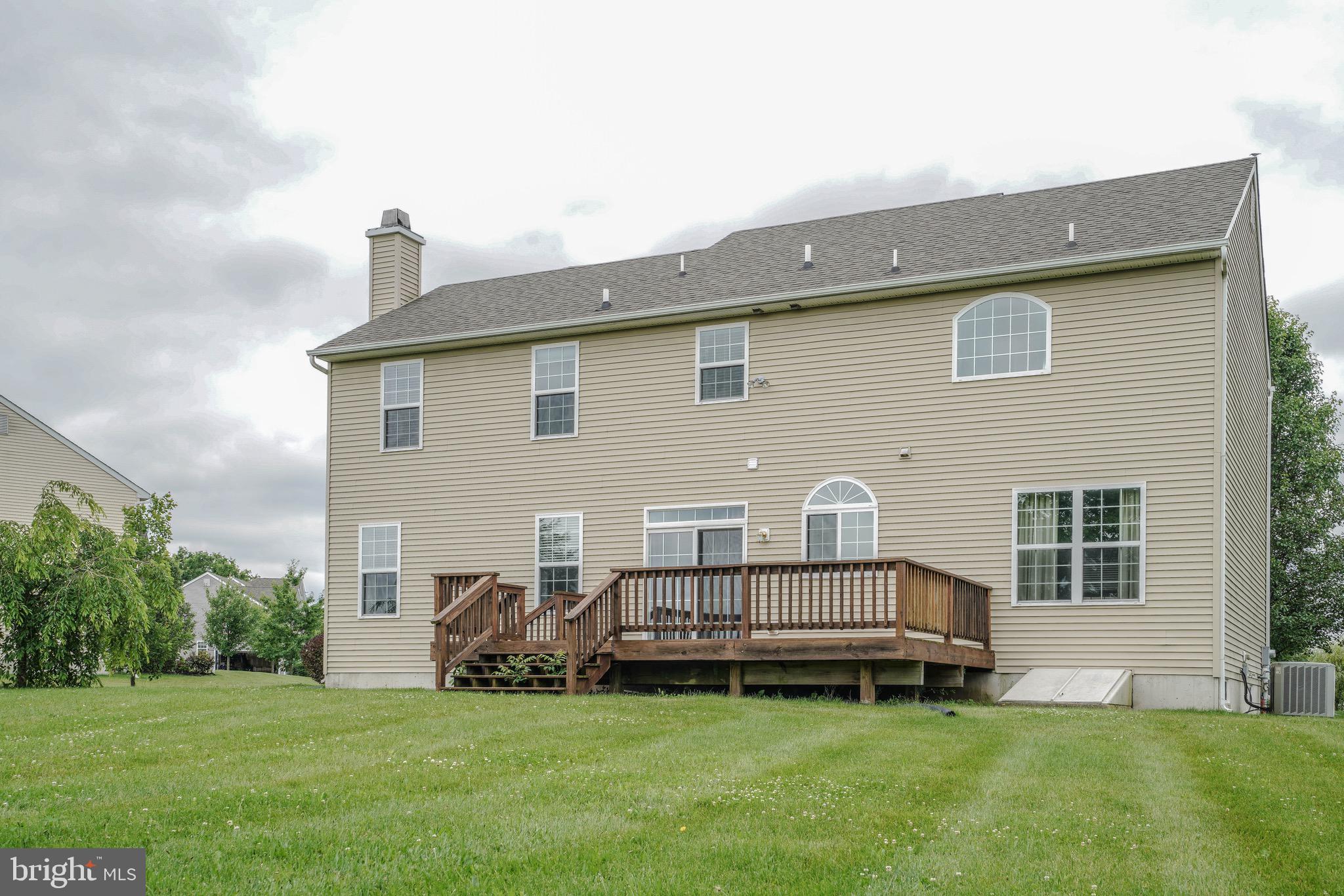 FAIRBROOK - Residential