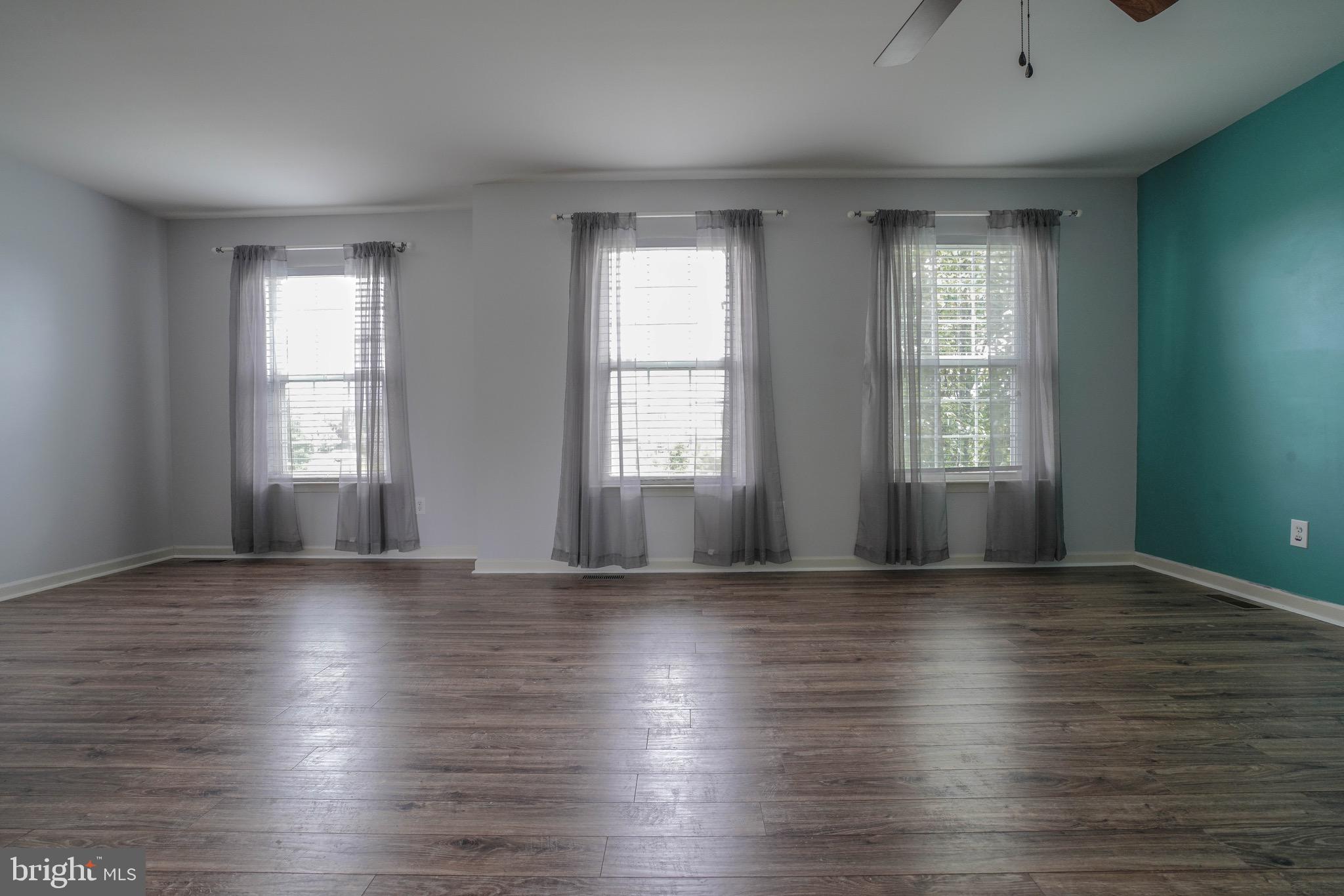 FAIRBROOK - Residential