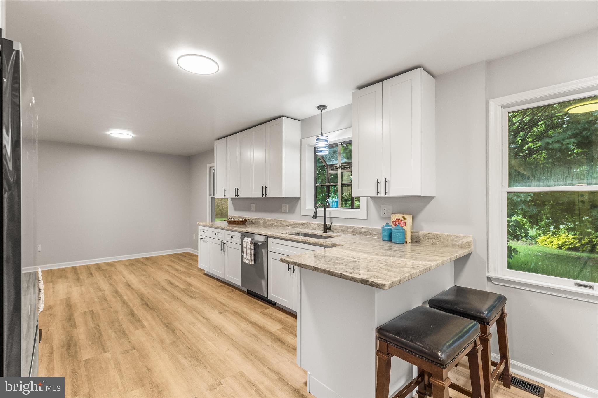 MEADOW VIEW - Residential